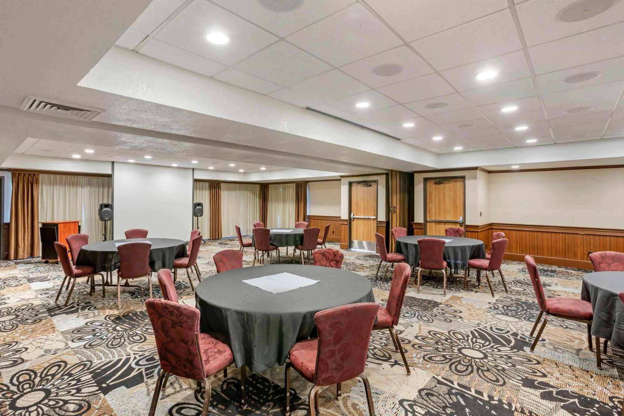 Best Western Plus Landmark Inn Παρκ Σίτι Εξωτερικό φωτογραφία
