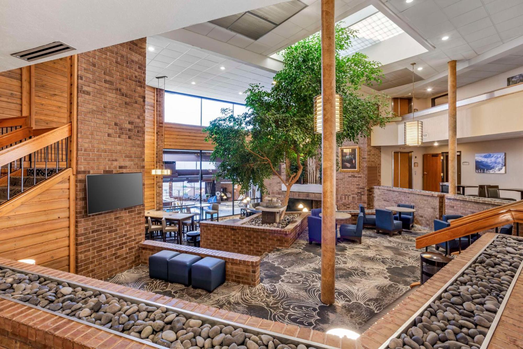 Best Western Plus Landmark Inn Παρκ Σίτι Εξωτερικό φωτογραφία